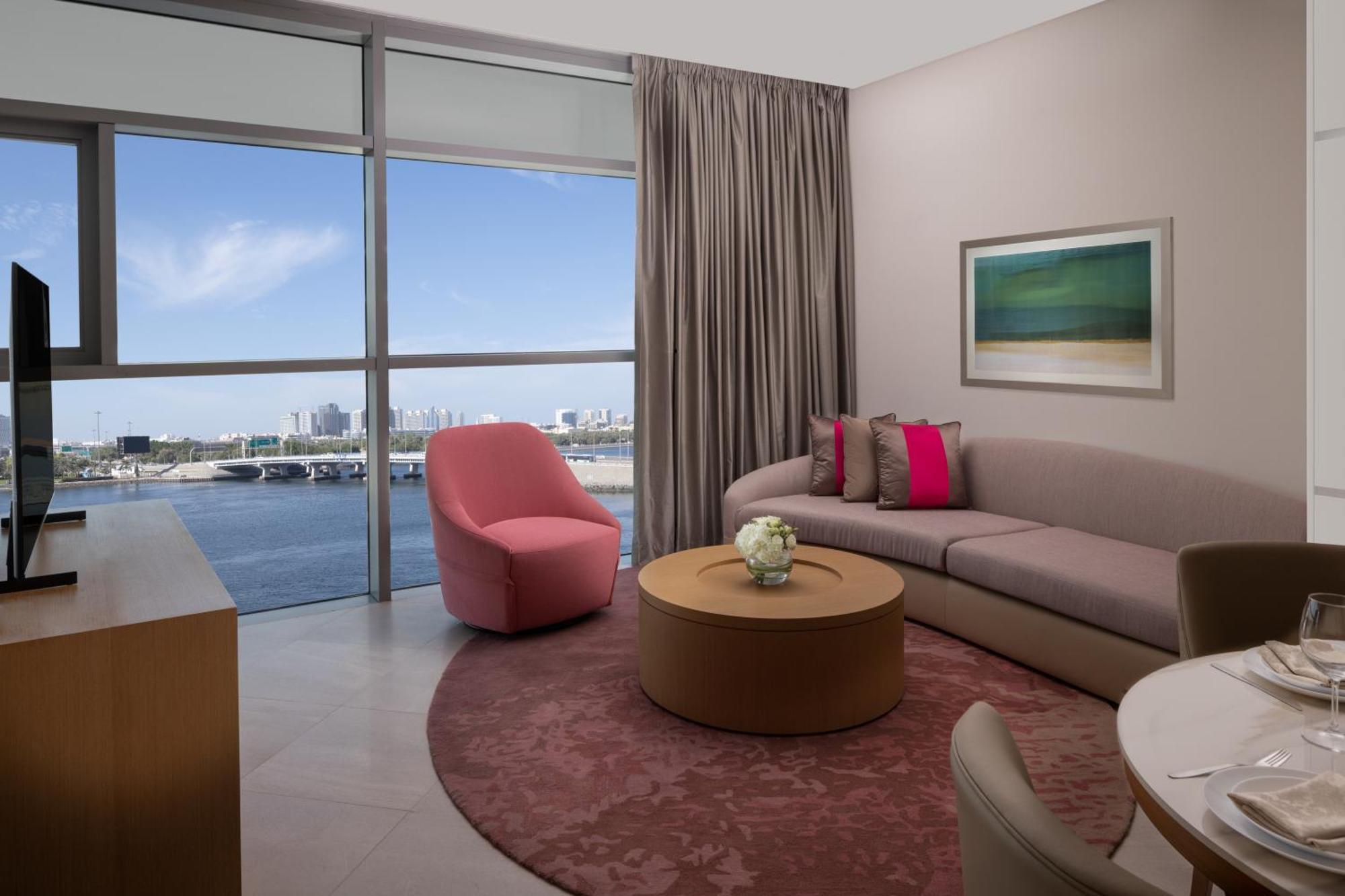Hilton Dubai Creek Hotel & Residences Zewnętrze zdjęcie